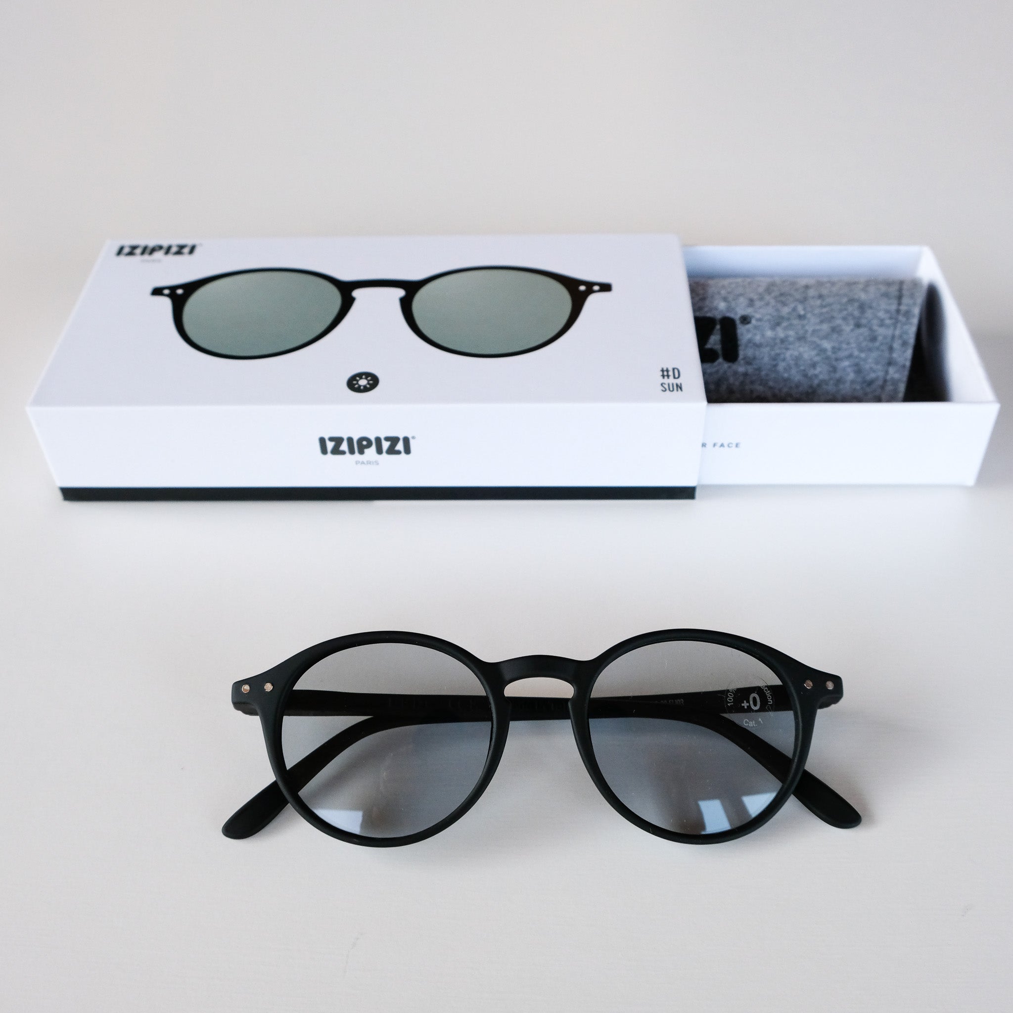 IZIPIZI SUN LIGHT#D - JAMES & CO. 鎌倉 公式サイト