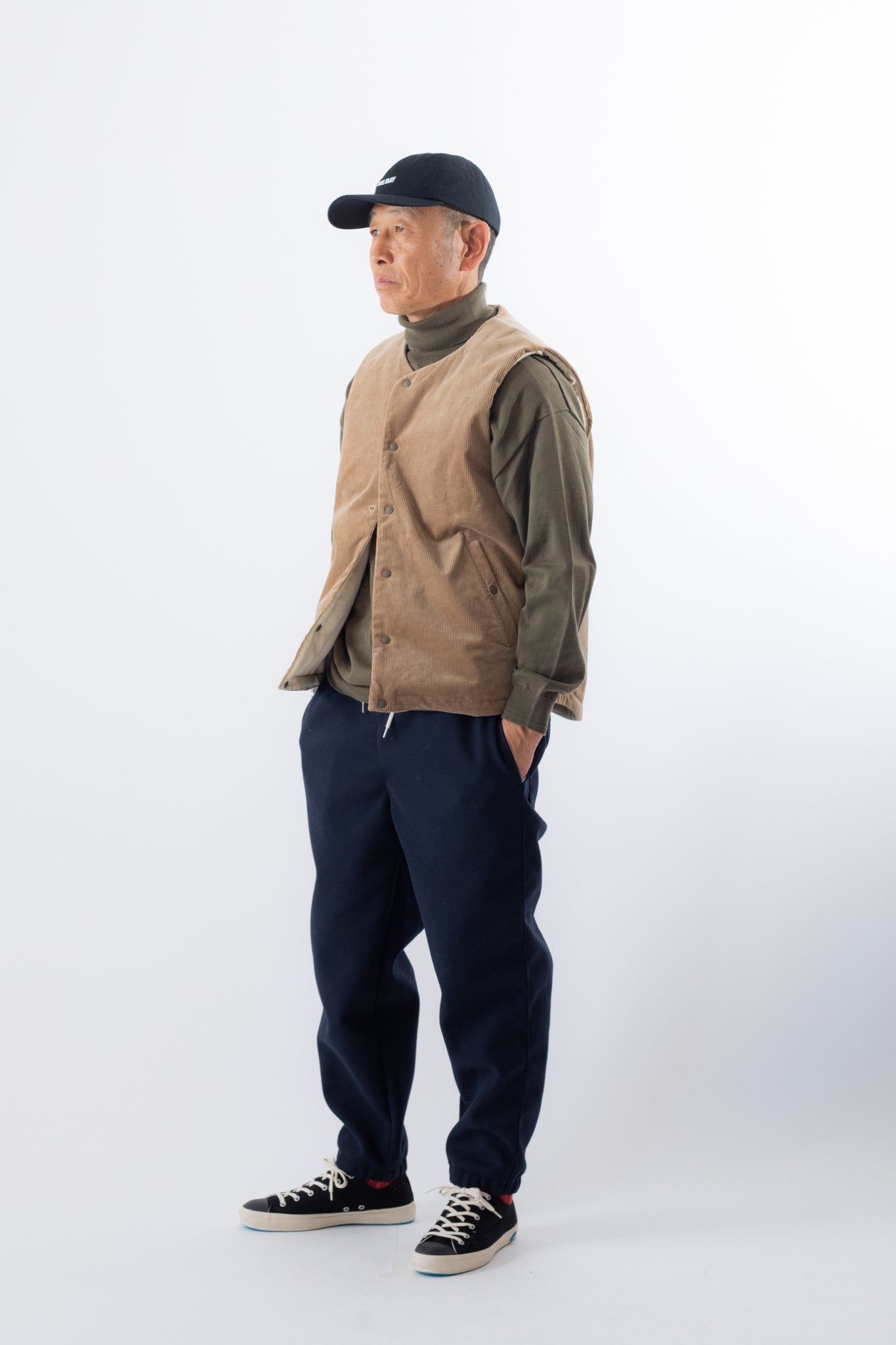 PADDED Corduroy Vest｜DELICIOUS（デリシャス）