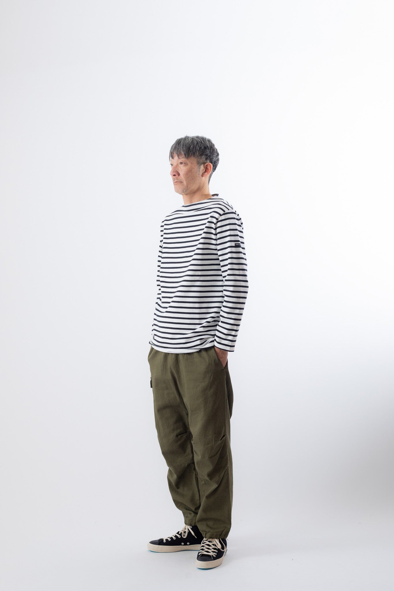 NEIGE/NOIR　（ホワイト/ブラック）T5着用