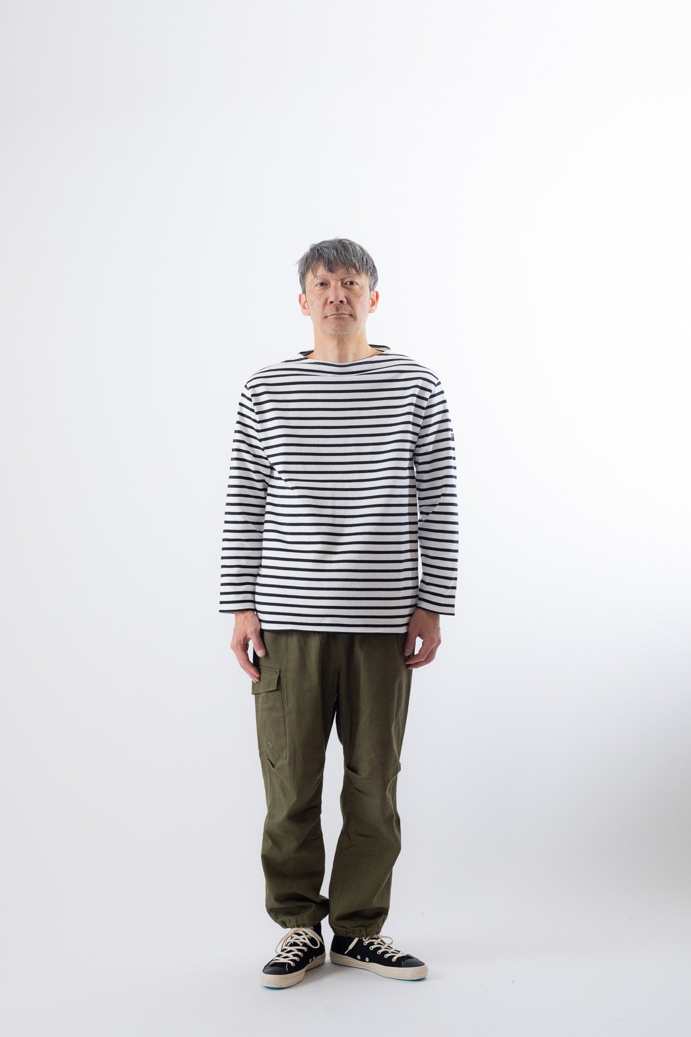 NEIGE/NOIR　（ホワイト/ブラック）T5着用