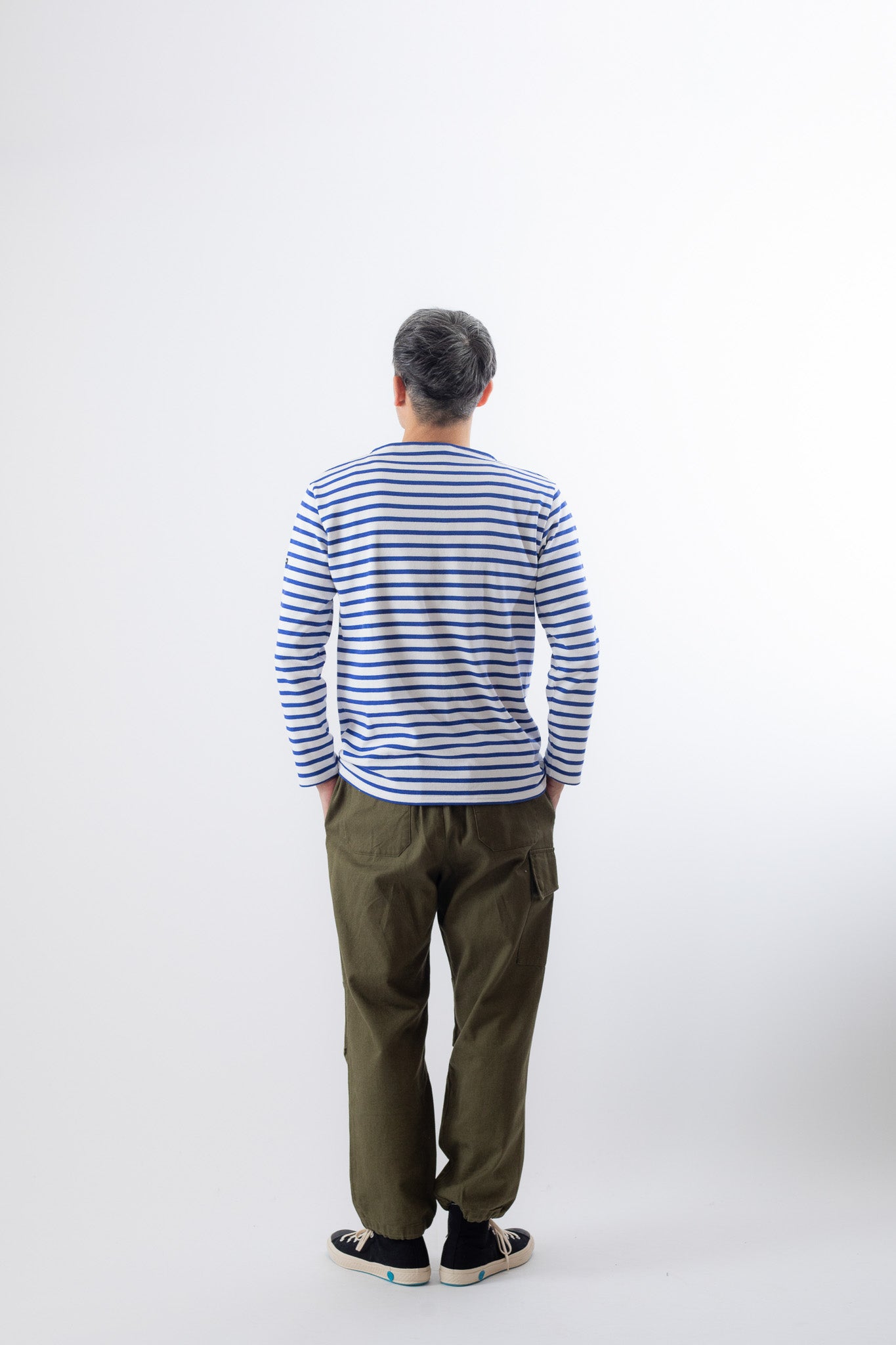 NEIGE/GITANE　（ホワイト/コバルトブルー）T4着用