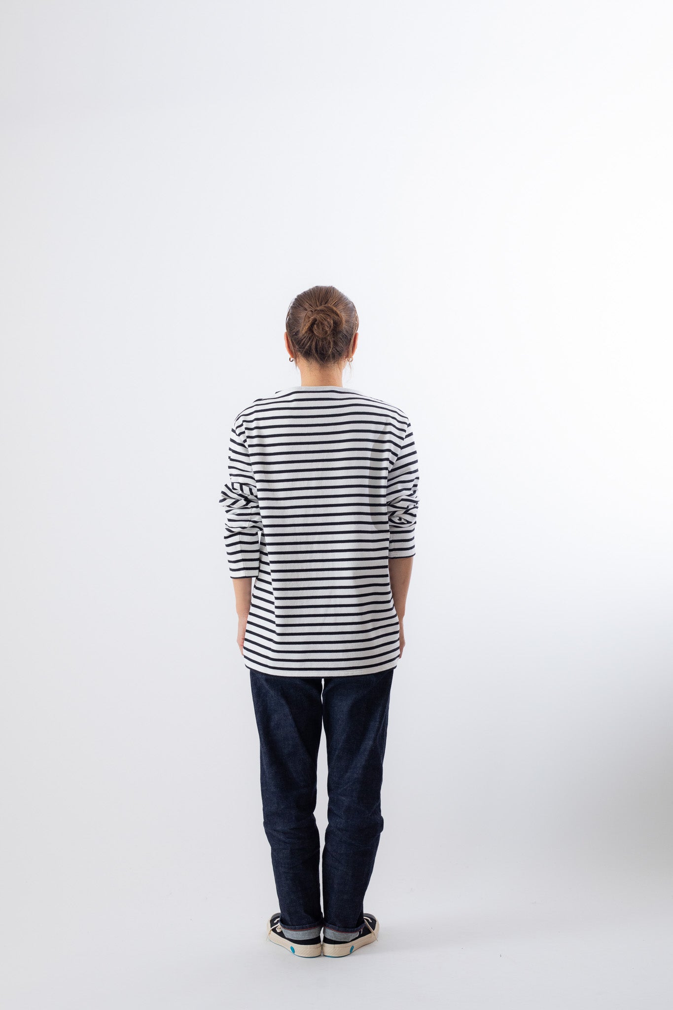 NEIGE/NOIR　（ホワイト/ブラック）T5着用