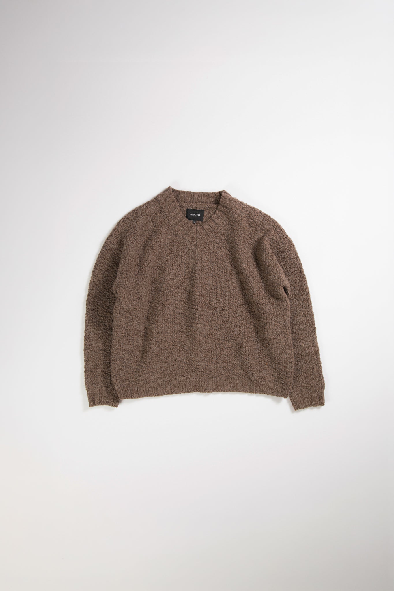 V-neck Wool Knit Slub Yarn
