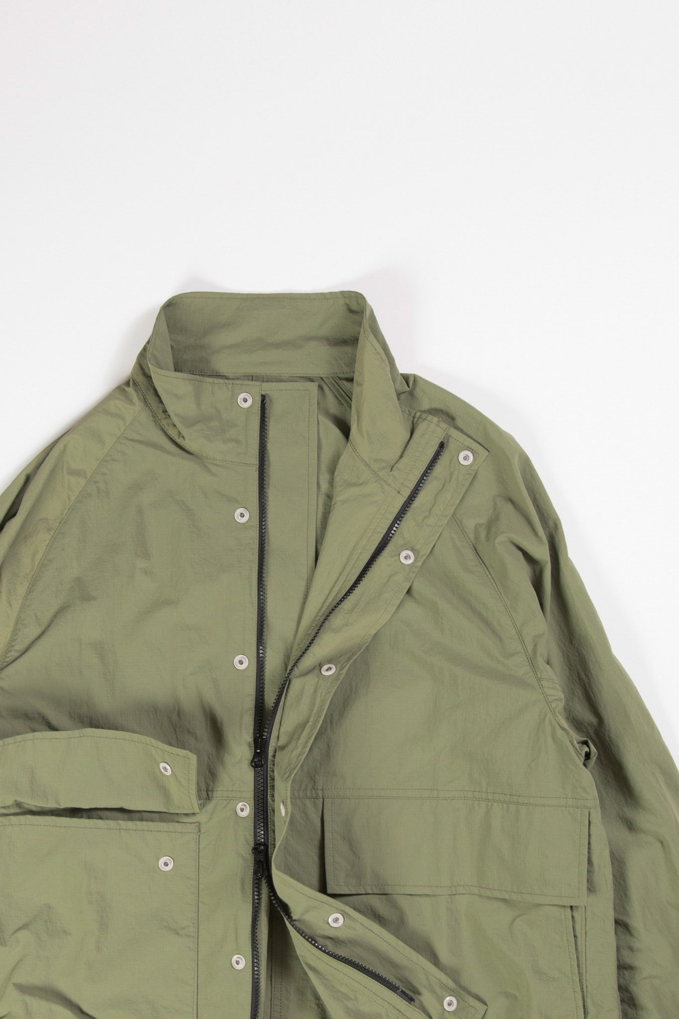 【SAKI】キャバン ハウンドトゥースチェック スタンドブルゾン Urban Short Blouson｜DELICIOUS｜JAMES & CO.鎌倉公式サイト