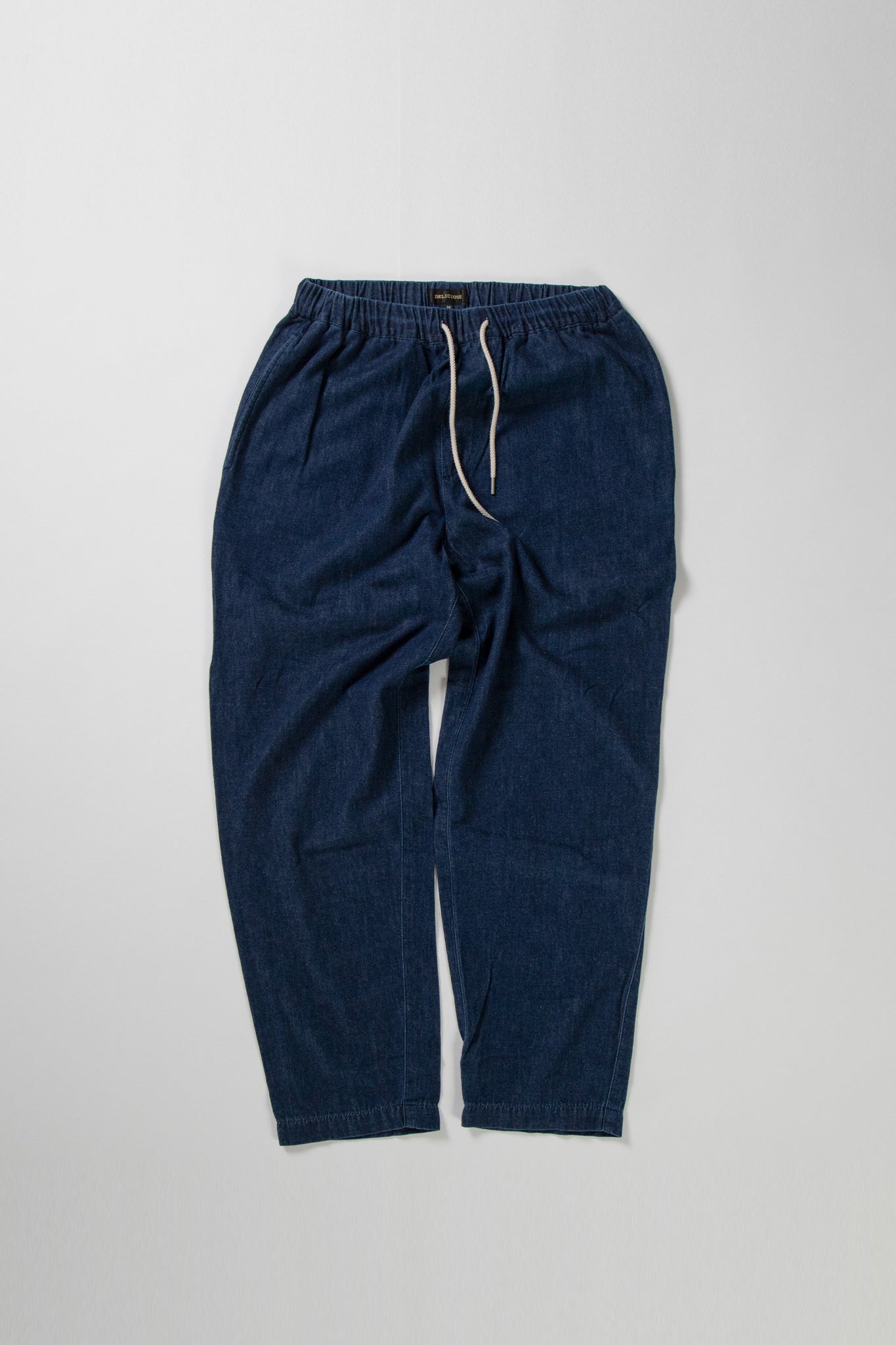 Light Denim Easy Pants | DELICIOUS（デリシャス）| JAMES & CO.鎌倉