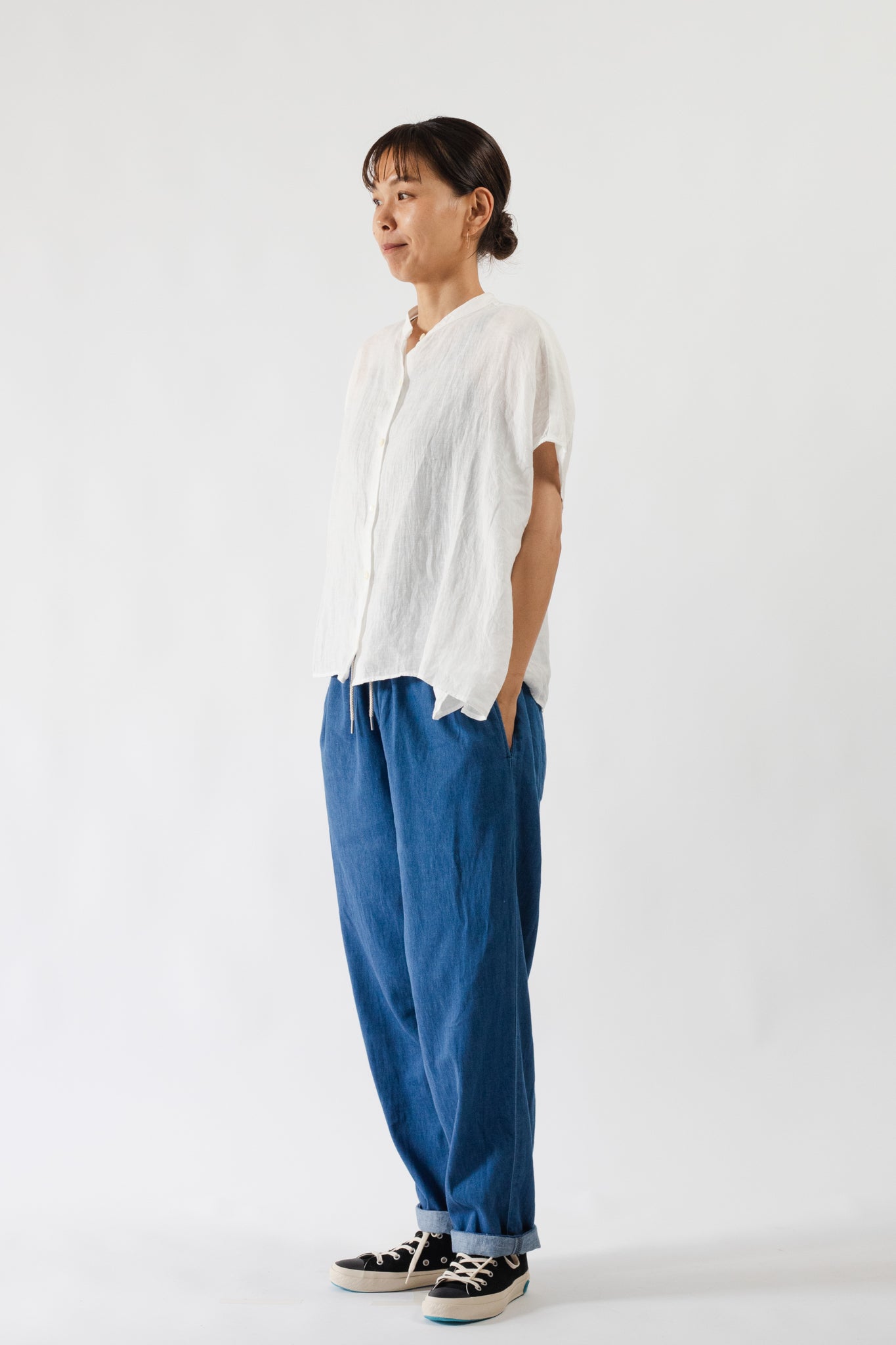 Light Denim Easy Pants | DELICIOUS（デリシャス）| JAMES & CO.鎌倉