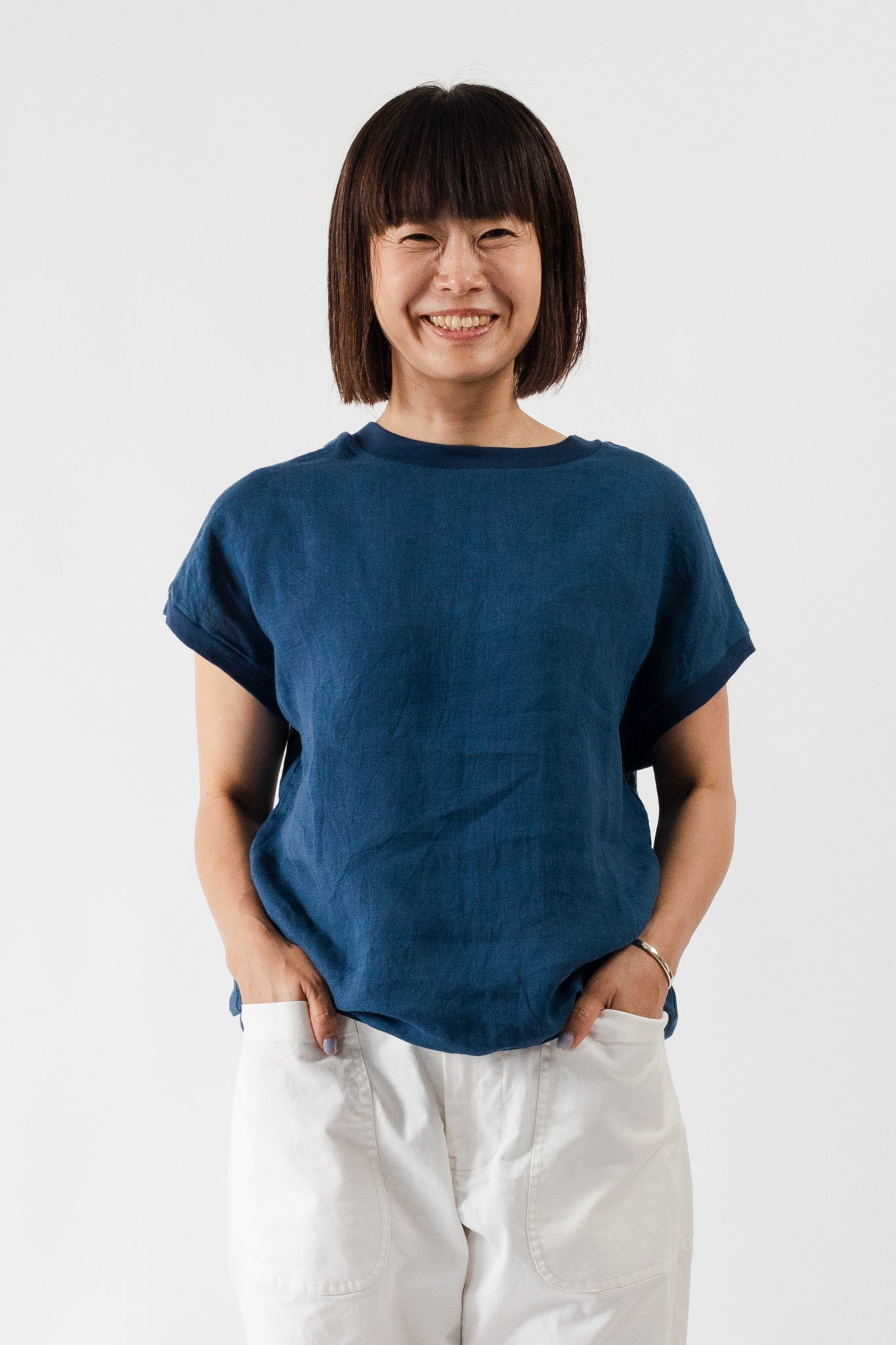 LINEN French Sleeve