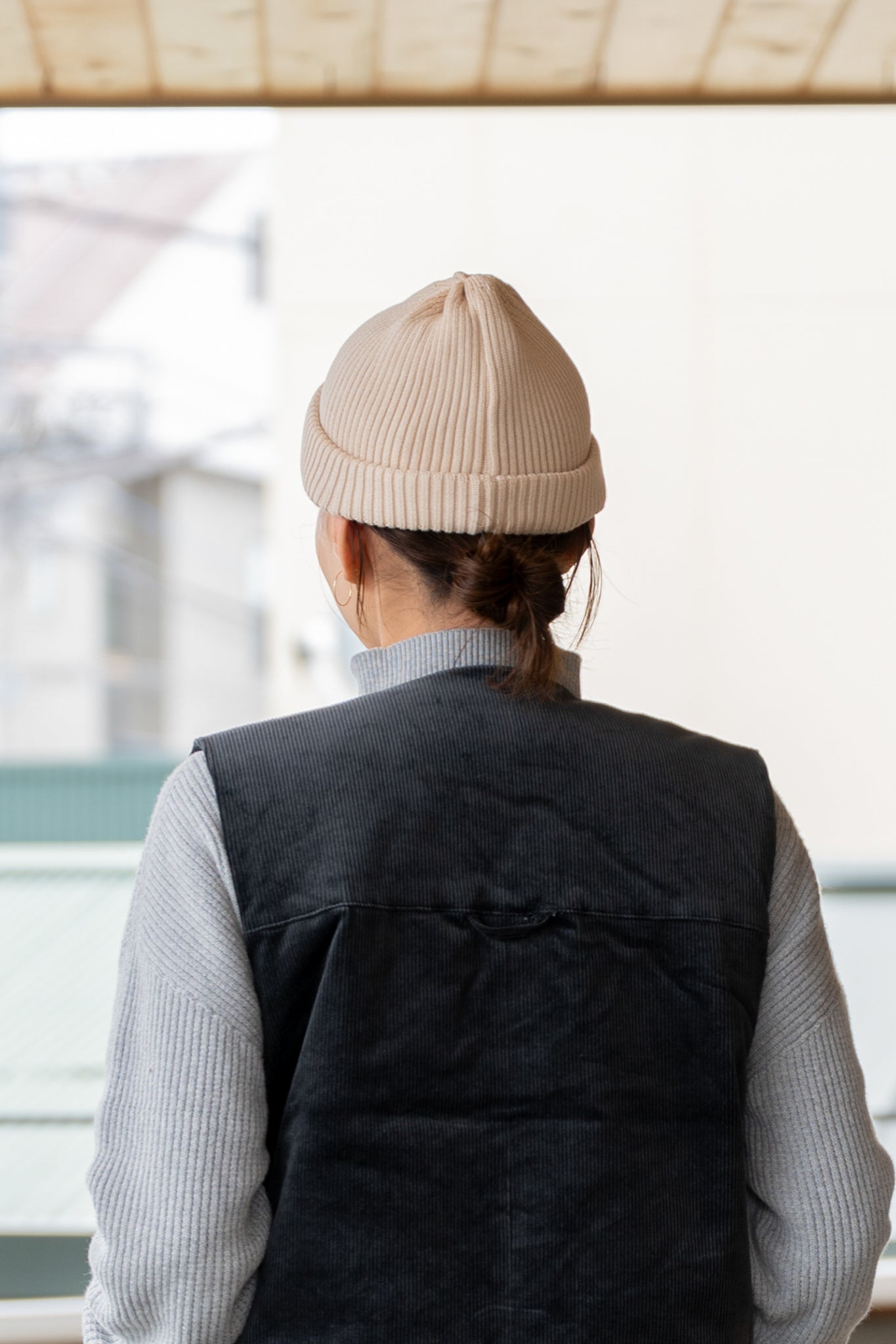 COTTON ROLL UP BEANIE - RAW BEIGE