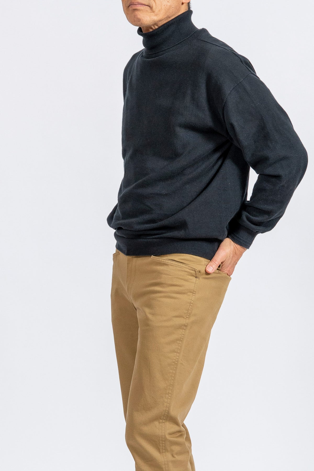 Cotton Turtleneck knit - BLK