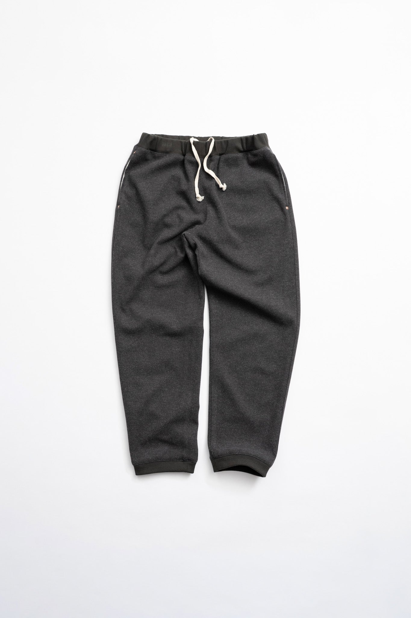 RIB PANTS -FW model - GRY