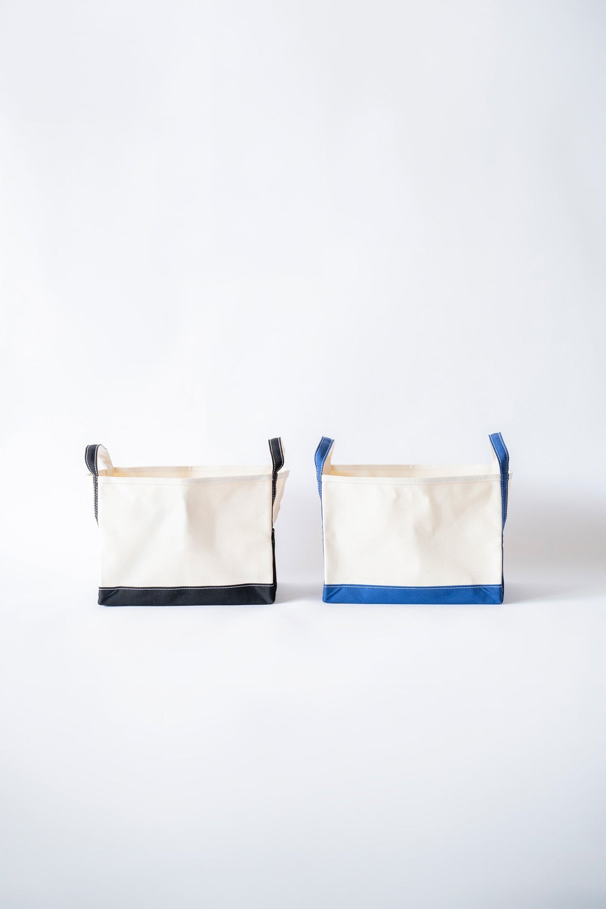 BOOK TOTE MEDIUM - NTL/BLK