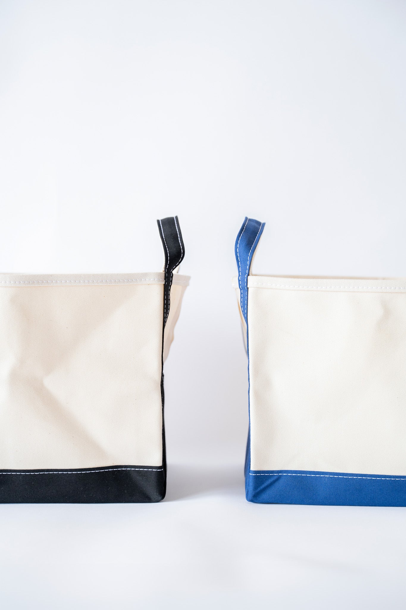 BOOK TOTE MEDIUM