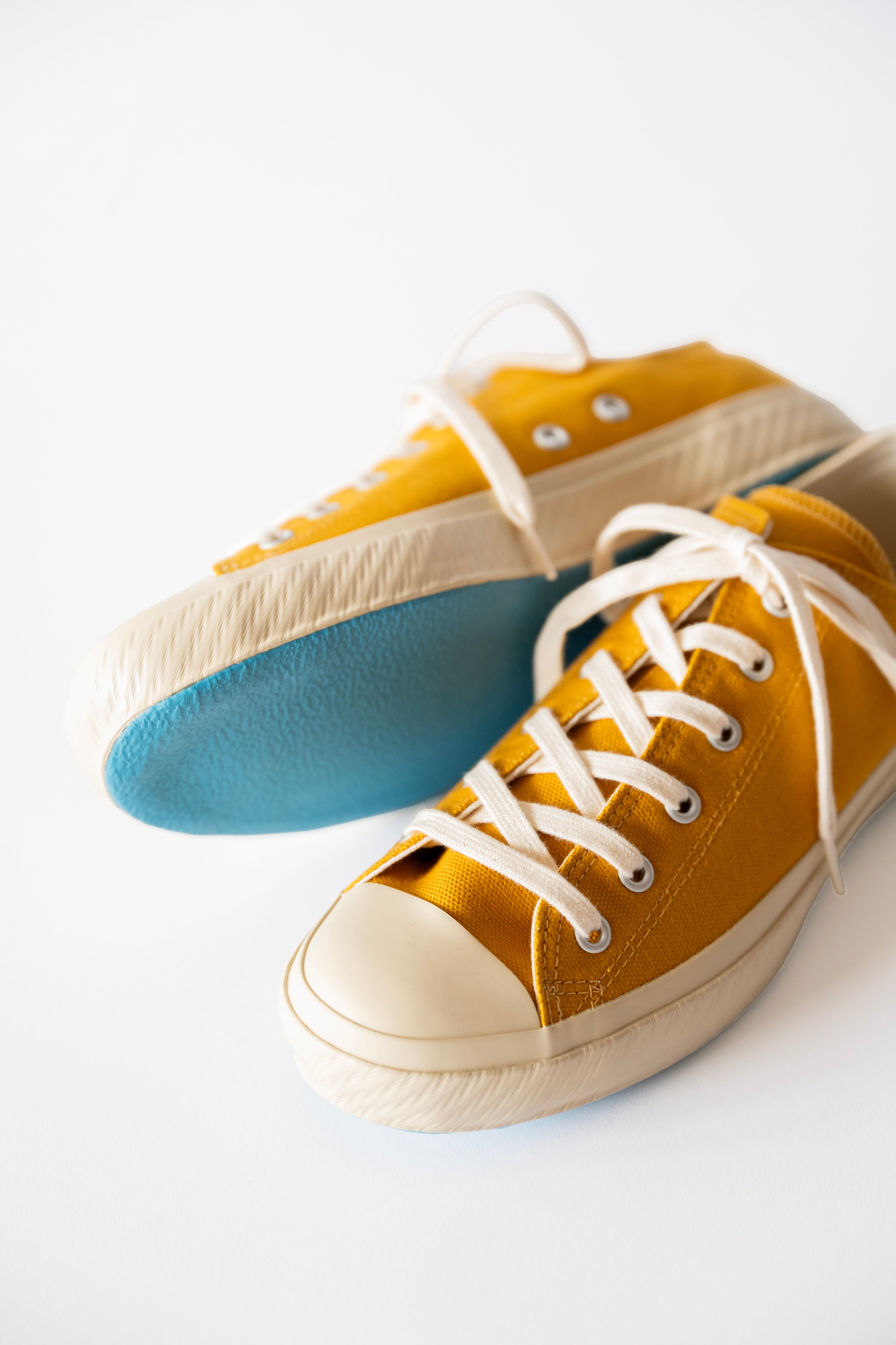 SHOES LIKE POTTERY / MUSTERD