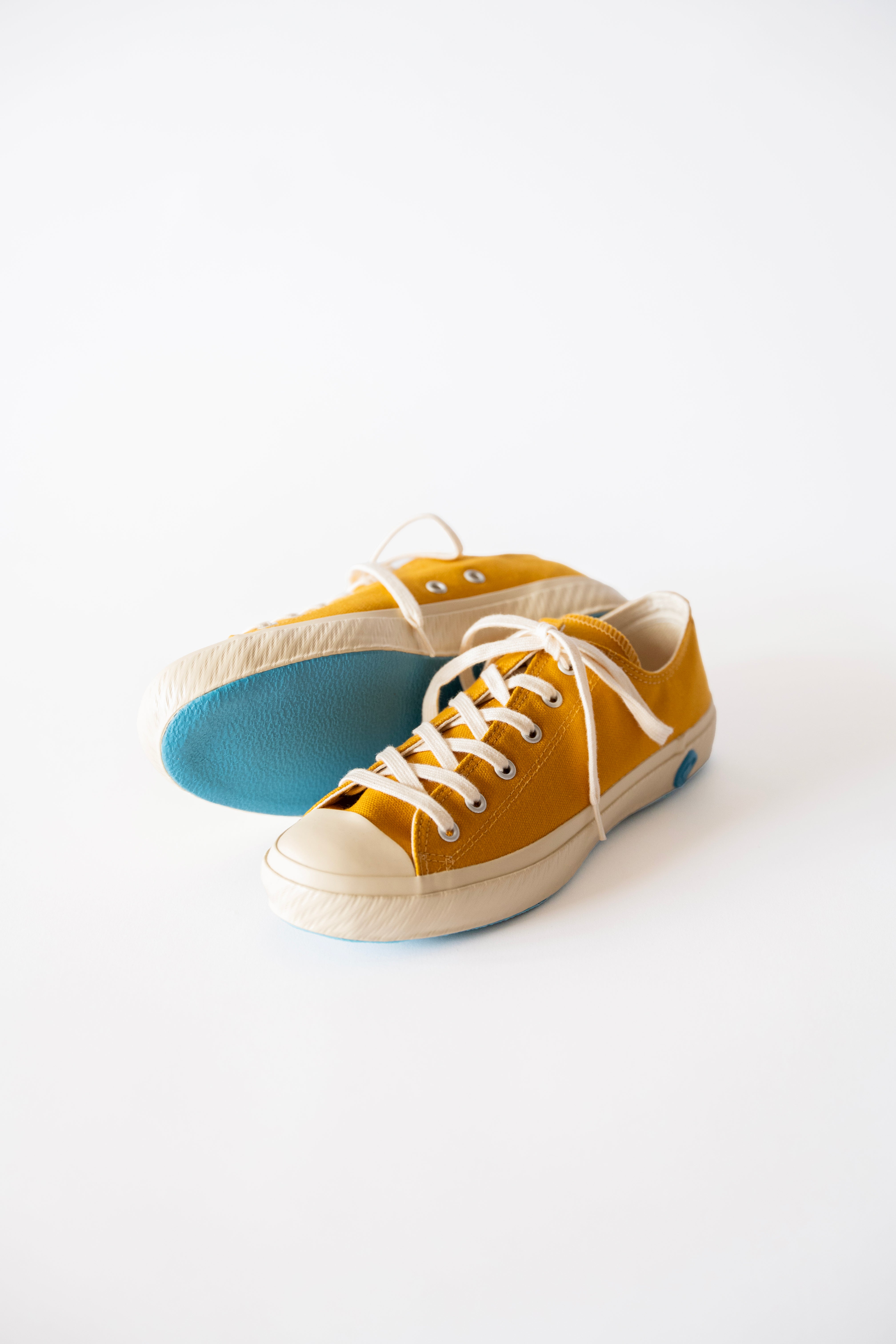 SHOES LIKE POTTERY / MUSTERD