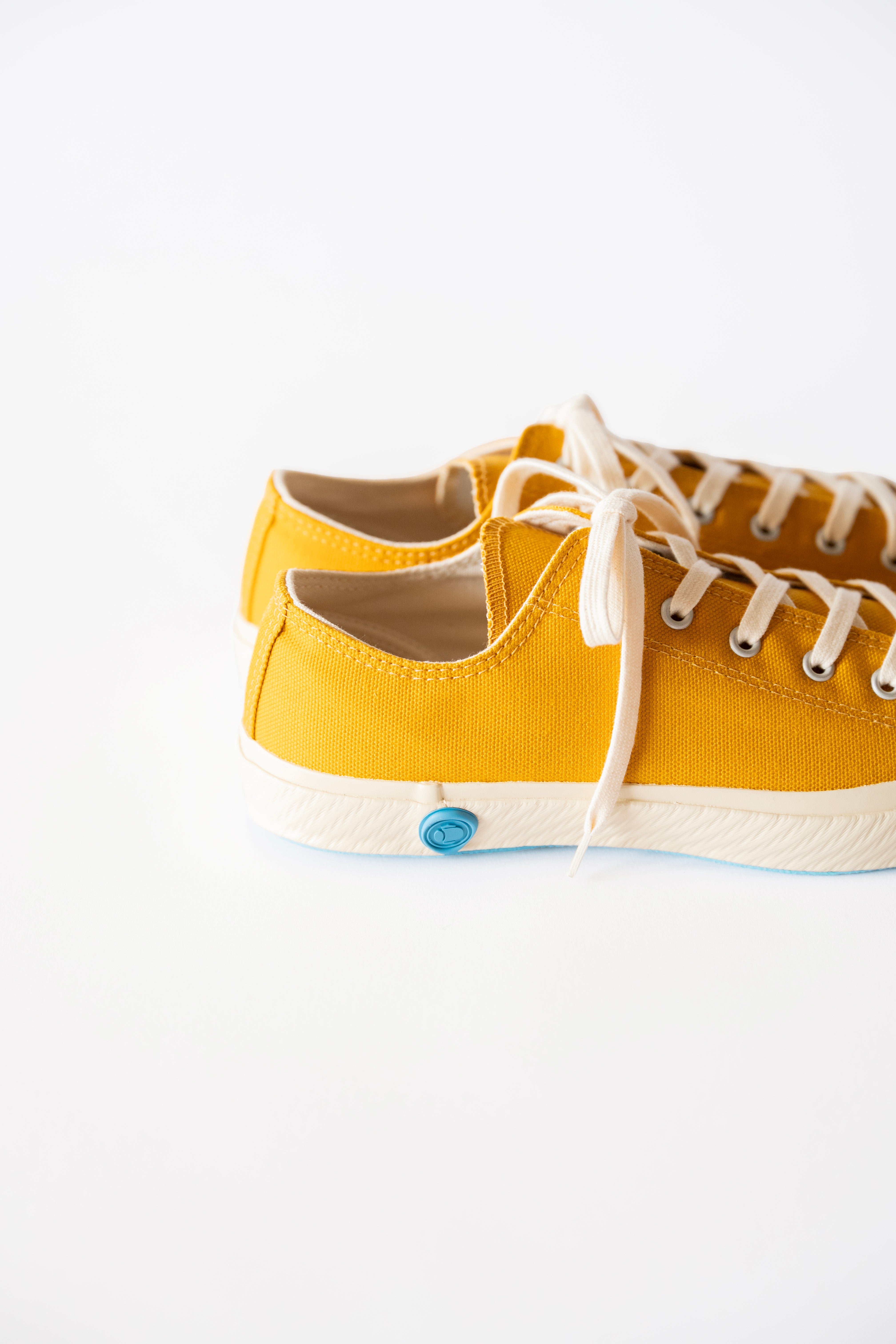 SHOES LIKE POTTERY / MUSTERD