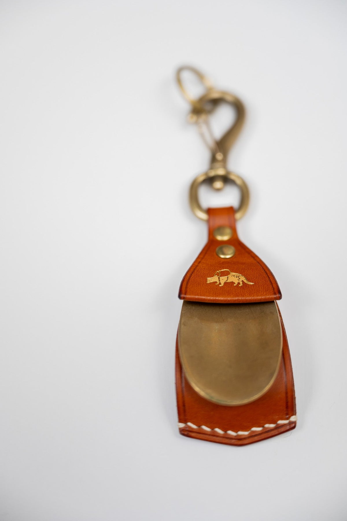 靴べら key holder - D.BRN