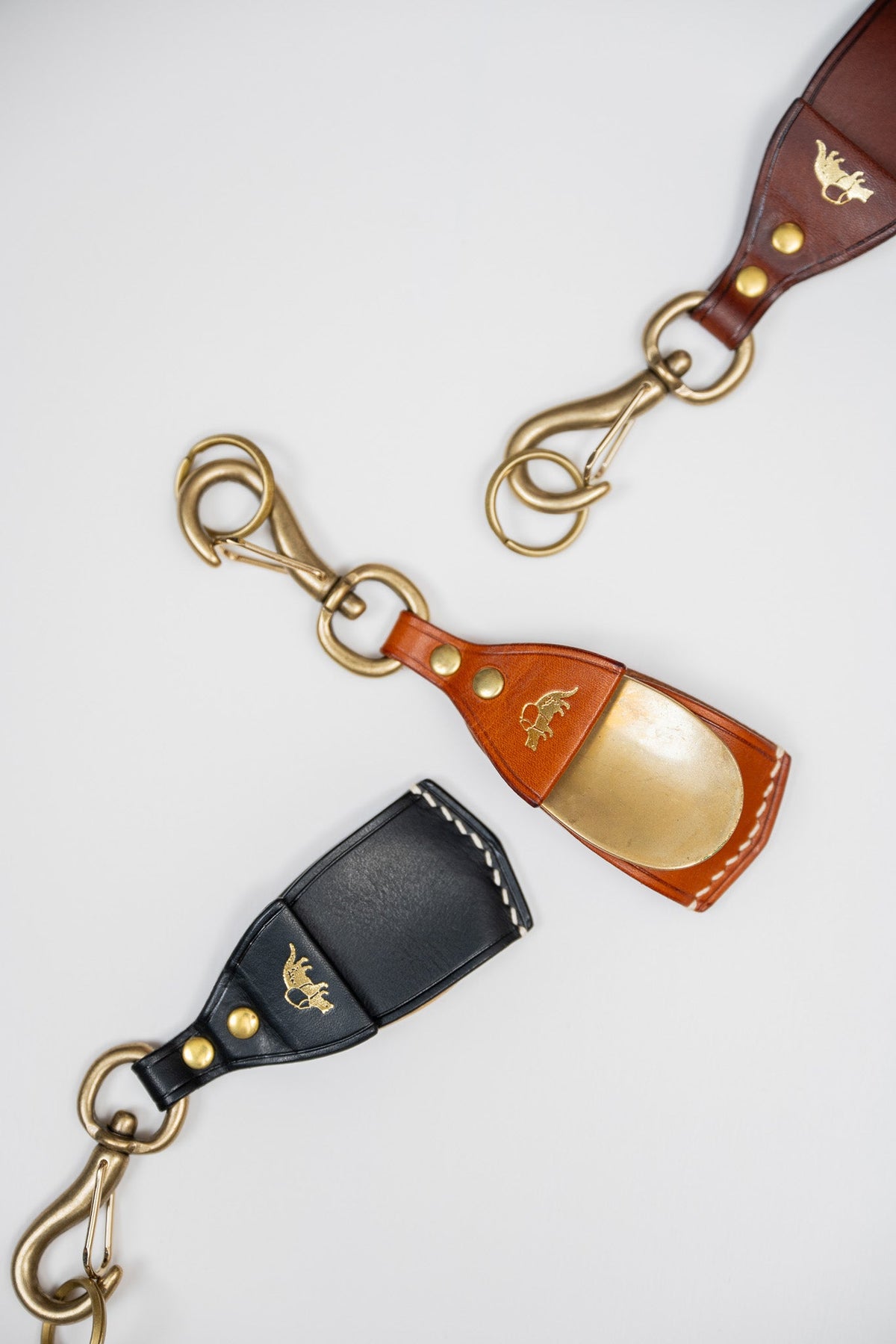靴べら key holder - BRN