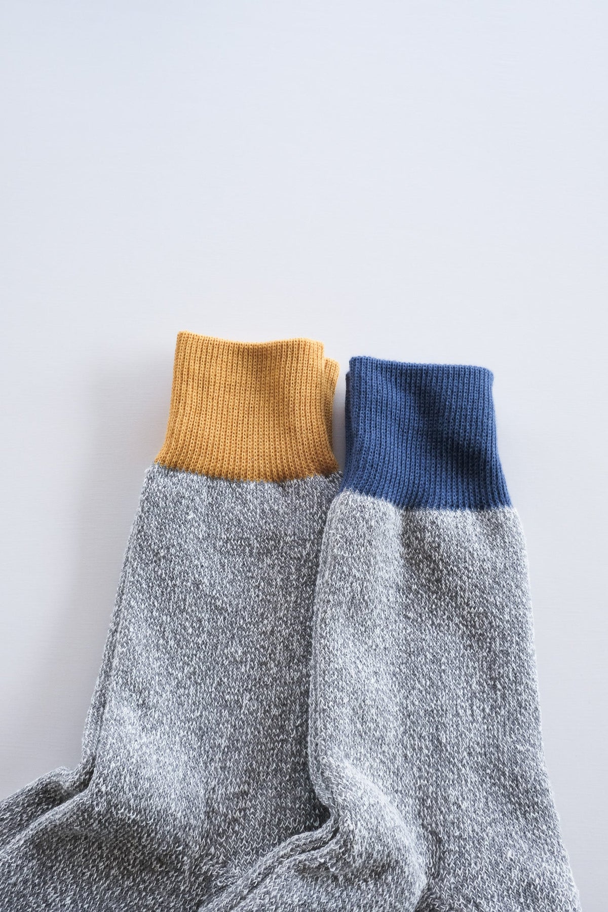 DOUBLE FACE CREW SOCKS ”SILK ＆ COTTON” - D.YELLOW/GRAY
