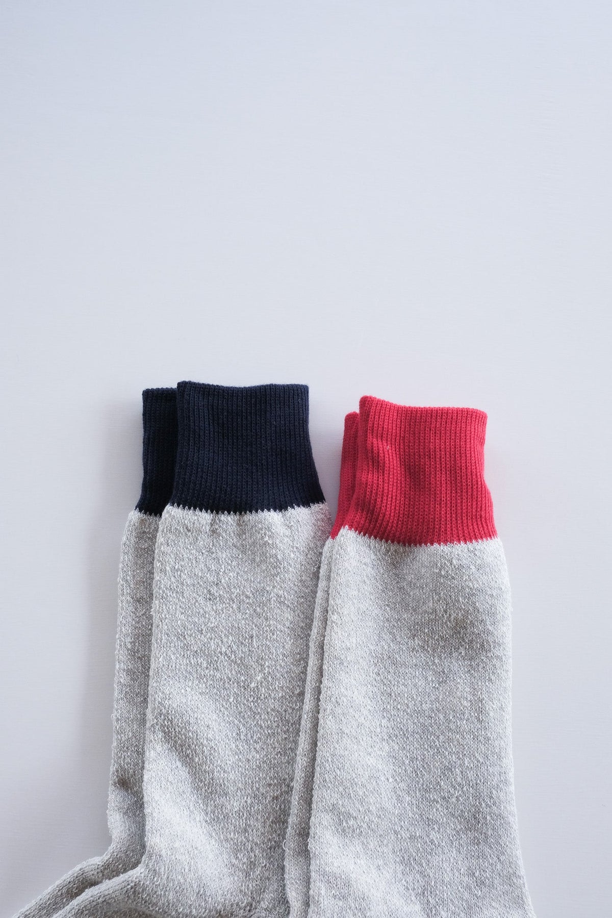 DOUBLE FACE CREW SOCKS ”SILK ＆ COTTON” - RED/L.GRAY
