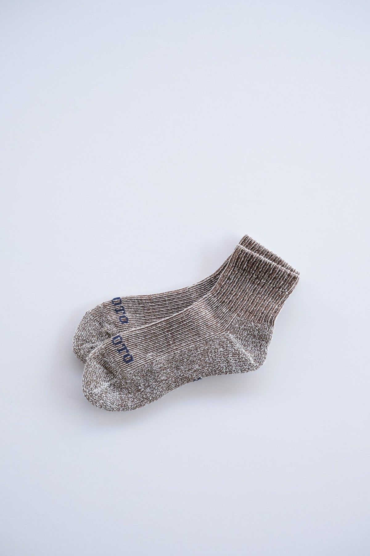 HEMP/ORGANIC COTTON PILE ANKLE SOCKS - BRN