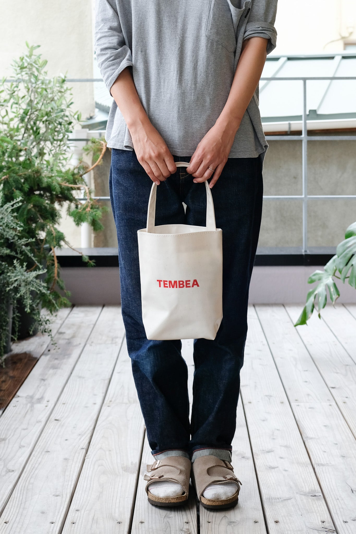BAGUETTE TOTE MINI CLEAR