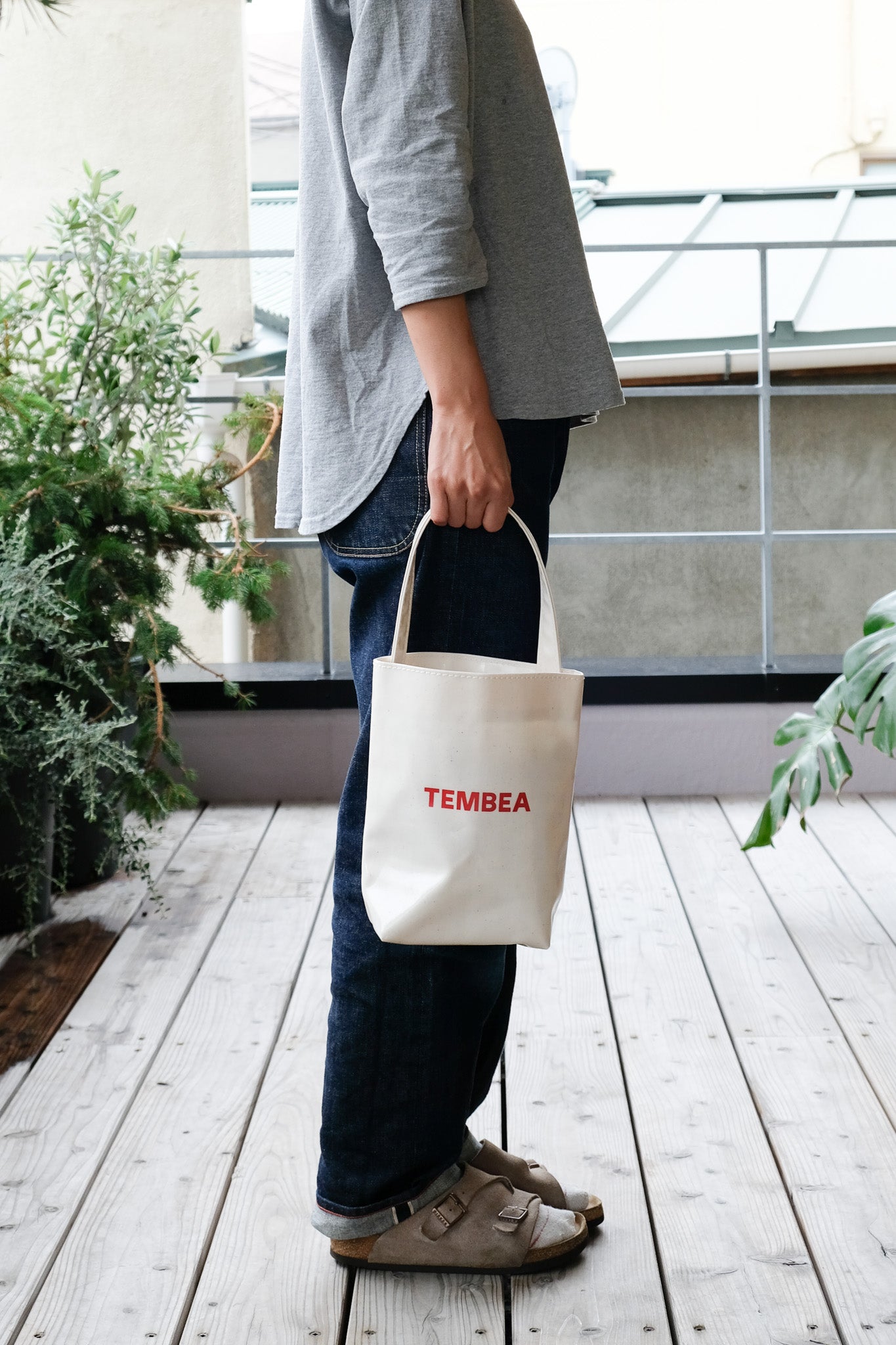 BAGUETTE TOTE MINI CLEAR