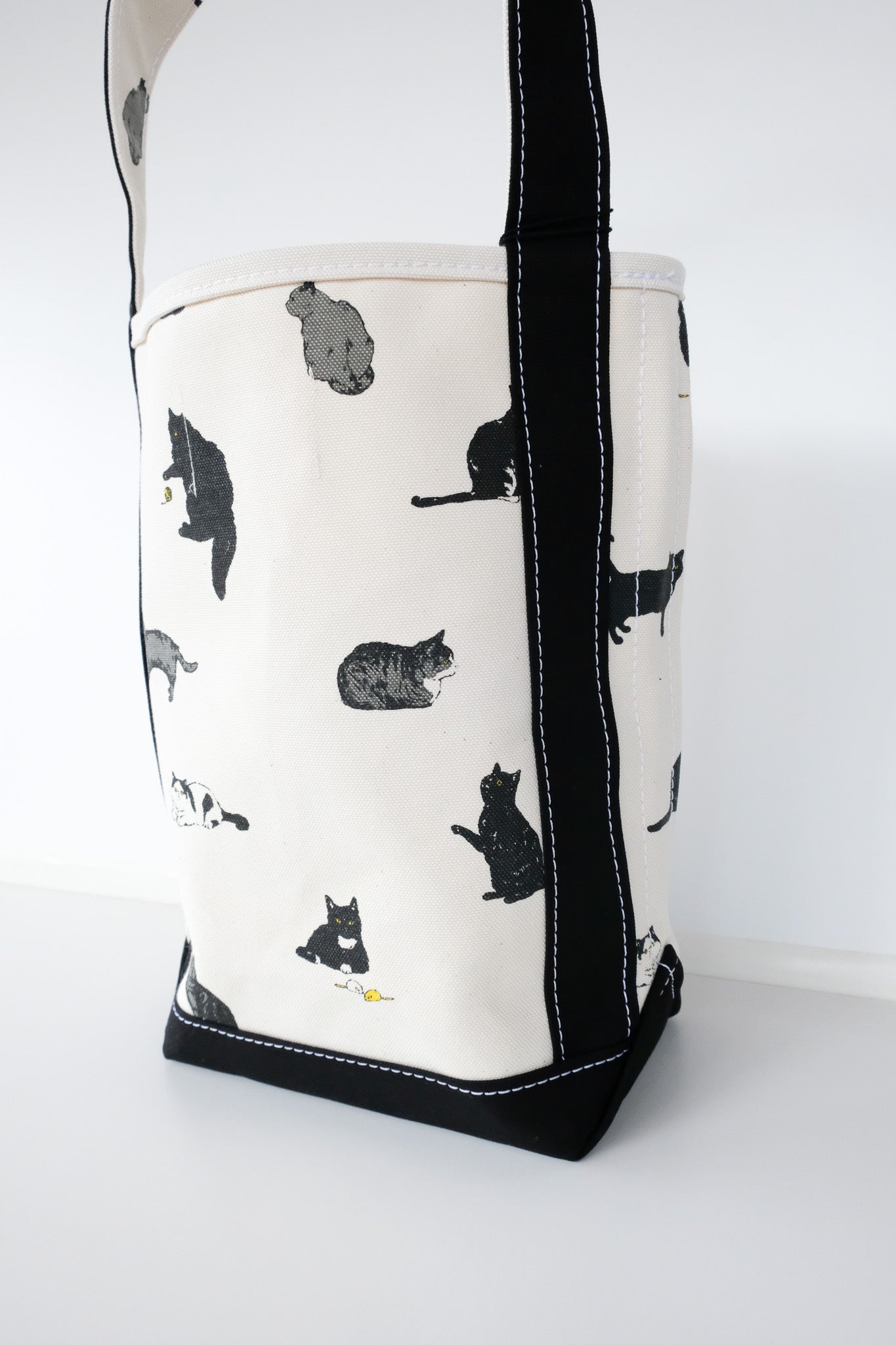 BAGUETTE TOTE SMALL  CAT