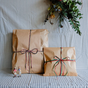 Gift wrapping　